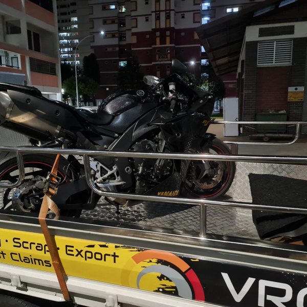 Late Night Motorcycle Towing Singapore - Vroom Leasing